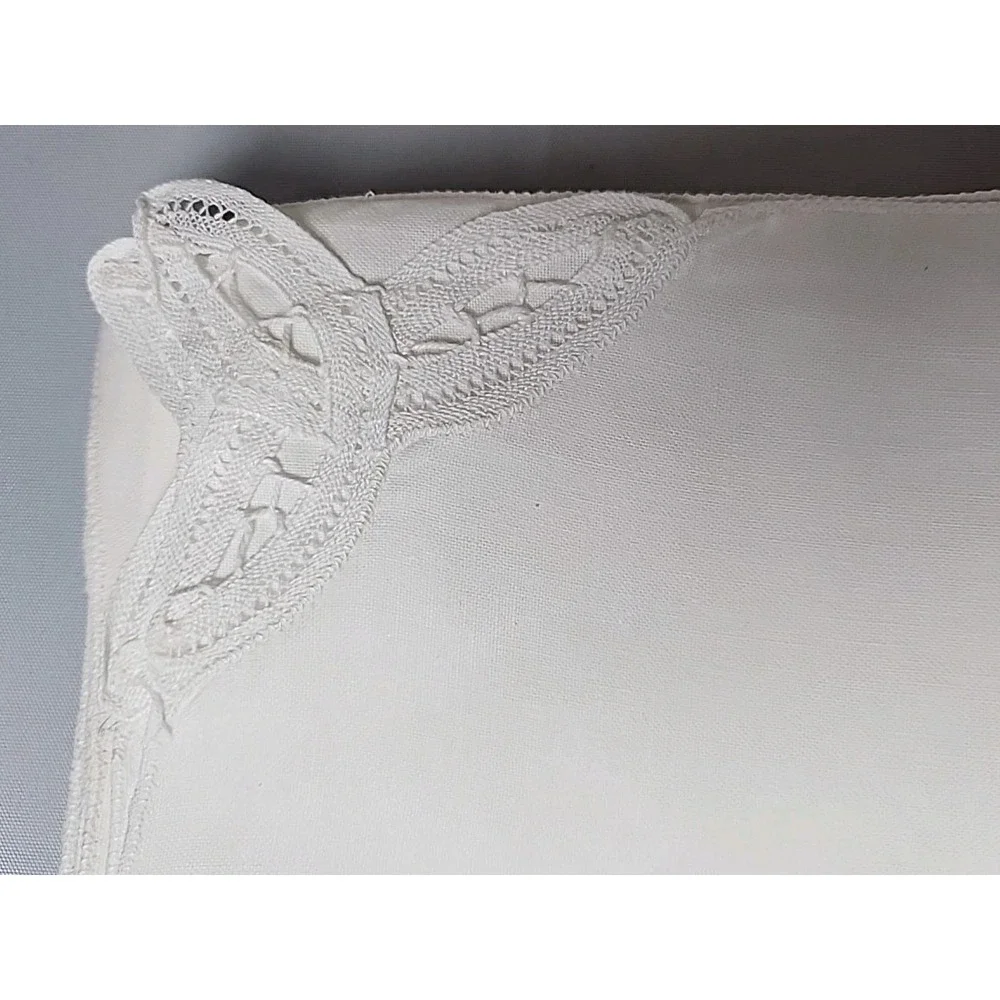 Vintage Lot 11 100% Cotton Linen Hand-Sewn Napkins Battenberg Lace Corner 15
